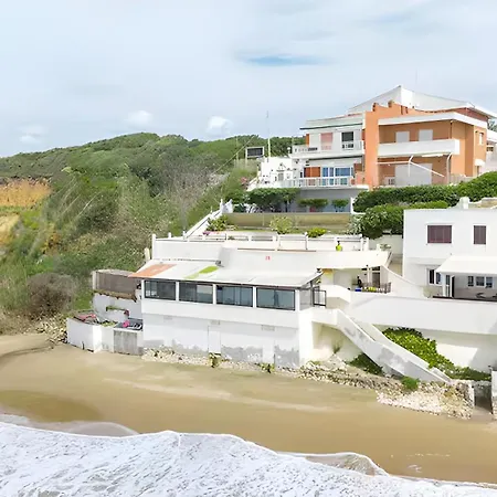 Lilla Beachfront - Sea View With Parking And Private Garden Anzio